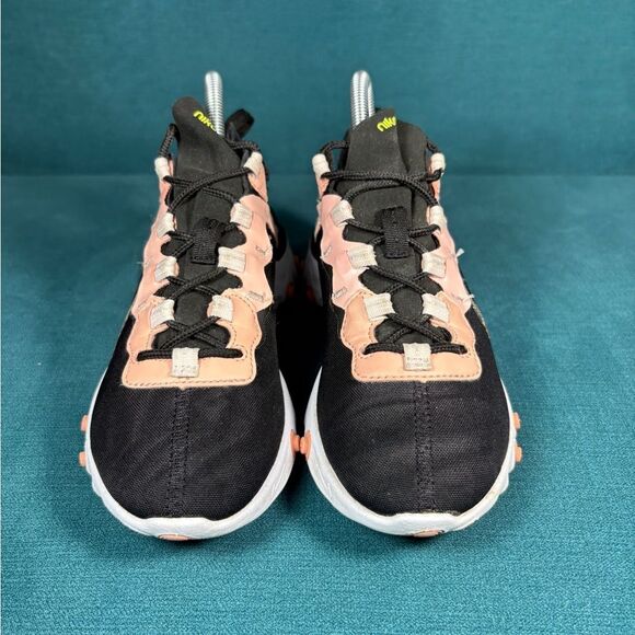 Size 6 - Women’s Nike React Element 55 shoes - Picture 4 of 8